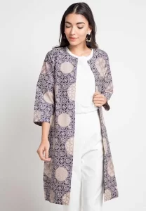 blazer batik wanita, model blazer batik wanita, blazer batik wanita modern, blazer batik wanita casual, blazer batik wanita formal, blazer batik wanita terbaru, blazer batik wanita ukuran besar, blazer batik wanita gemuk, blazer batik wanita plus size, blazer batik wanita elegan, blazer batik wanita muslimah, blazer batik wanita kerja, blazer batik wanita hijab, blazer batik wanita trendy