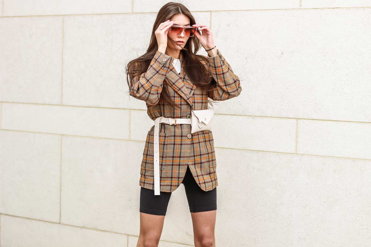 Baju kasual, model pakaian, tren fashion, gaya kasual, koleksi pakaian, outfit kasual, inspirasi fashion, pakaian nyaman, busana trendi, desain baju kasual, aksesoris fashion, kombinasi pakaian, warna dan motif, pakaian formal kasual, pakaian semi formal, pakaian santai musim panas, pakaian musim dingin kasual, pakaian musim gugur kasual, pakaian feminin kasual, pakaian pesta kasual, gaya pakaian kasual yang modis, dress kasual, celana jeans kasual, atasan kasual, rok kasual, jaket kasual