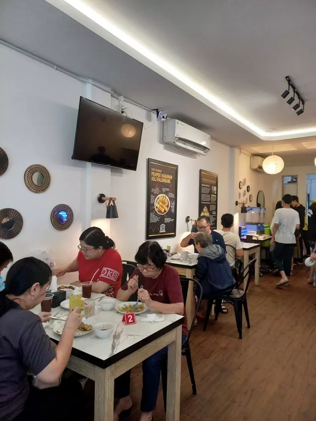 tempat All You Can Eat Pempek Halal, harga Rp 99 Ribu, di Kelapa Gading, all you can eat pempek kelapa gading, Tempat makan pempek di Kelapa Gading, Restoran AYCE pempek di Kelapa Gading, All You Can Eat pempek halal Kelapa Gading, Daftar tempat makan pempek di Kelapa Gading, Harga AYCE pempek di Kelapa Gading, Menu pempek varian lengkap di Kelapa Gading, Tempat makan pempek terkenal di Kelapa Gading, Pempek enak dan murah di Kelapa Gading, Makan puas pempek AYCE di Kelapa Gading, Pempek segar dan autentik di Kelapa Gading, AYCE pempek terbaik di Kelapa Gading, Review restoran pempek di Kelapa Gading, Lokasi tempat makan pempek di Kelapa Gading, Pengalaman makan pempek AYCE di Kelapa Gading, Tempat makan pempek keluarga di Kelapa Gading